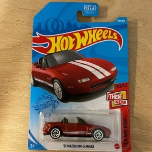 1991 Mazda MX 5 Miata treasure hunt Hot wheels car